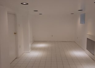 727 Coxwell Av in Toronto, ON - Building Photo - Building Photo