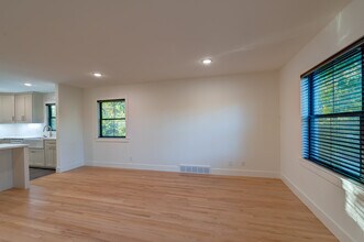 405 Presidential Ln, Unit #3 in Madison, WI - Foto de edificio - Building Photo