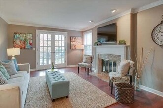 3188 Hillsboro Pike in Nashville, TN - Building Photo - Building Photo