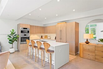 455 NE 39th St in Miami, FL - Building Photo - Building Photo