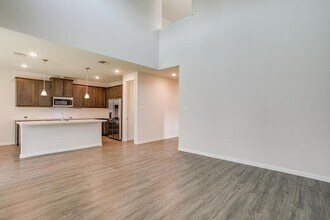 449 Windy Knoll Rd in Burleson, TX - Foto de edificio - Building Photo
