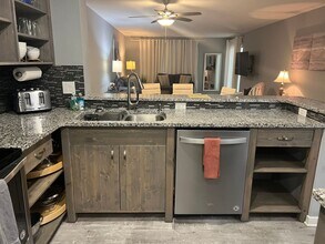 36 Deallyon Ave in Hilton Head Island, SC - Building Photo - Building Photo