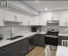 35 Curtis Dr in Brampton, ON - Building Photo - Building Photo