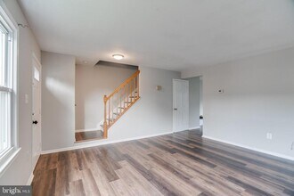 4635 Charlton Ct in Woodbridge, VA - Building Photo - Building Photo