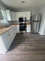 127 Meridian Ave in North Augusta, SC - Building Photo