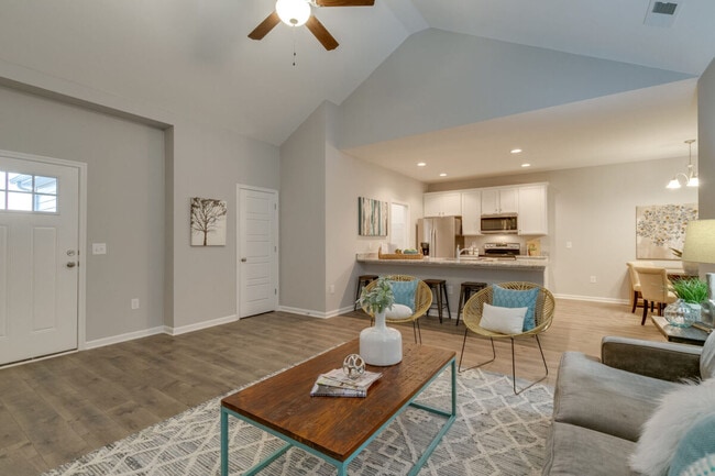 Tricon Spring Hill in Spring Hill, TN - Building Photo - Building Photo