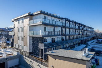 Horizon Ridge in Calgary, AB - Building Photo - Building Photo