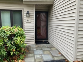 41 Ashton Way in West Chester, PA - Building Photo