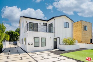 5826 Craner Ave in Los Angeles, CA - Building Photo