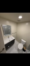 Carlmont Apartments - Entire Building Remodeled - 1 Month Free, No Pet Fee in Belmont, CA - Building Photo - Interior Photo