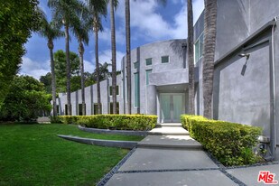 4035 Pacheco Dr in Los Angeles, CA - Building Photo