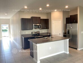 1524 Blue Rose Dr in Ruskin, FL - Building Photo - Building Photo