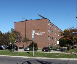 Arleta Manor in Toronto, ON - Building Photo - Building Photo