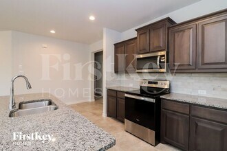 131 Wagon Mound Dr in Waxahachie, TX - Building Photo - Building Photo