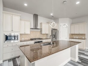 1026 E Carnoustie Ave in Fresno, CA - Building Photo - Building Photo