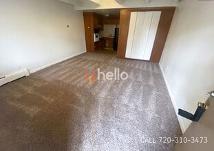 7310 W 10th Ave in Lakewood, CO - Foto de edificio - Building Photo