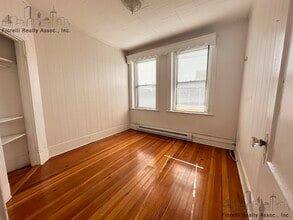 22 Henchman St, Unit 2 in Boston, MA - Building Photo - Building Photo