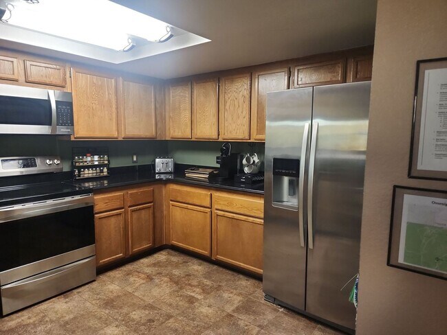 102 Alpine Ct in Brian Head, UT - Building Photo - Building Photo