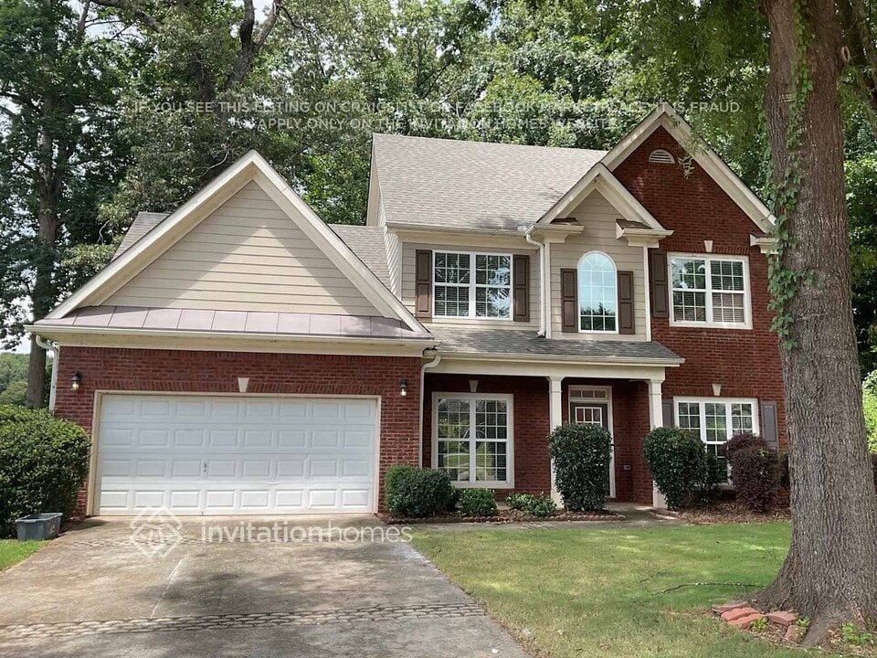 595 Regal Lady Ct in Lawrenceville, GA - Building Photo