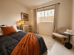2338 Chesterfield Av in North Vancouver, BC - Building Photo - Building Photo