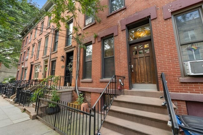 property at 208 7th St