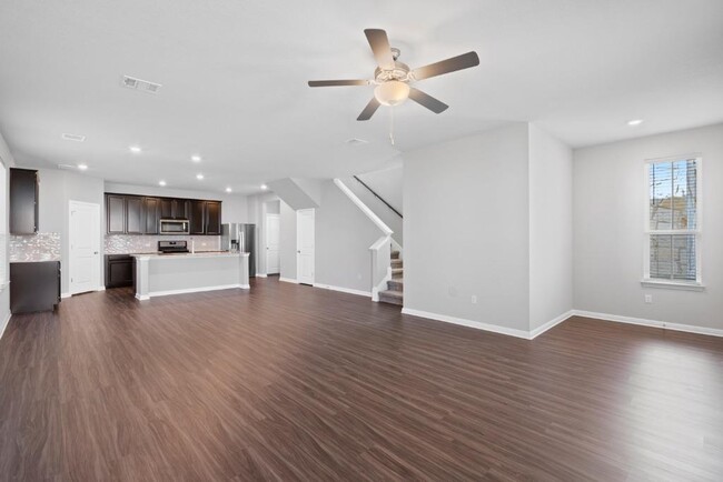 115 Sawtooth Mountain Way in Dripping Springs, TX - Foto de edificio - Building Photo