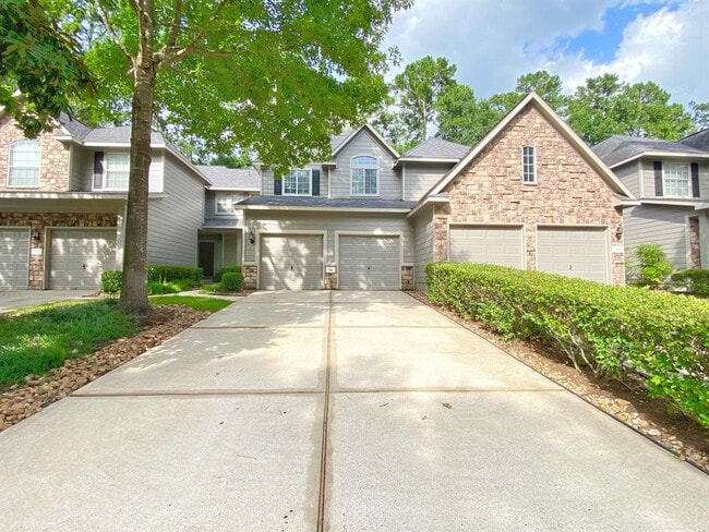 property at 54 Alderon Woods Pl