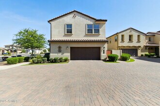 1935 S Follett Way in Gilbert, AZ - Building Photo - Building Photo