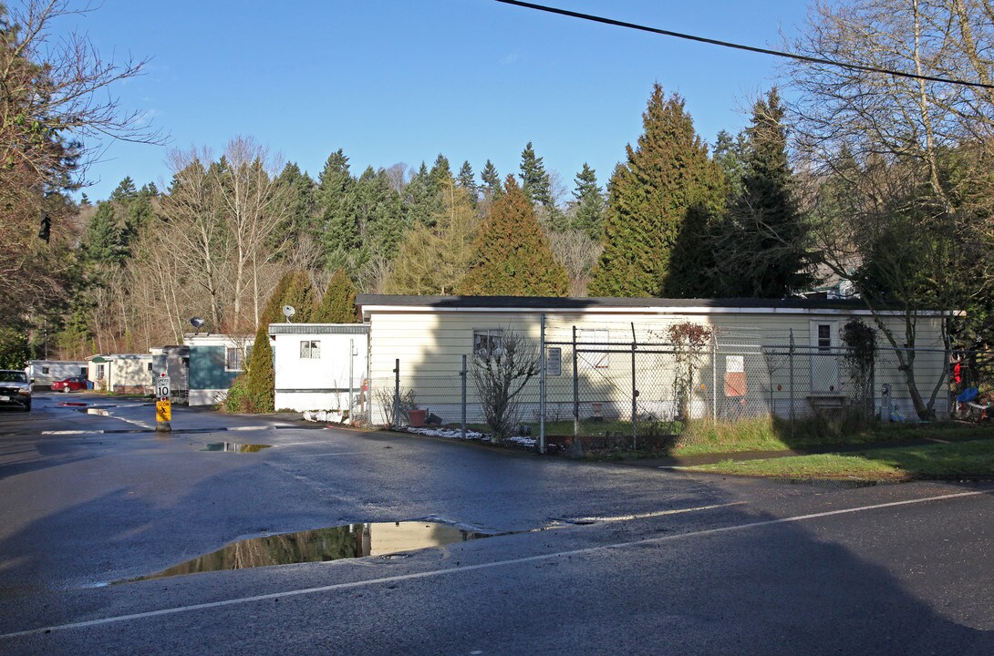 Valley Manor Mobile Home Park in Kent, WA - Building Photo