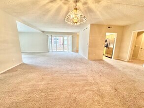 200 W Campbell St in Arlington Heights, IL - Building Photo - Building Photo