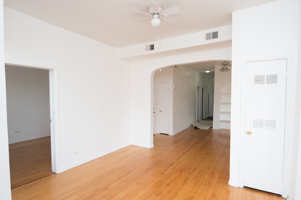 3625 W Wrightwood Ave, Unit G03C in Chicago, IL - Building Photo