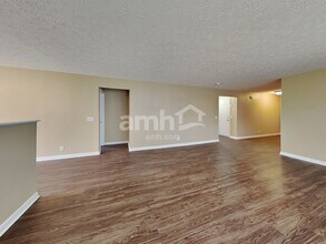 3173 Hidden Creek Dr in Nashville, TN - Building Photo - Building Photo