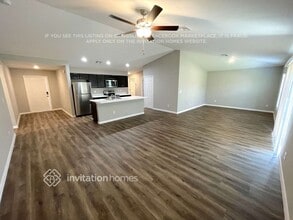 25061 Doredo Dr in Punta Gorda, FL - Foto de edificio - Building Photo