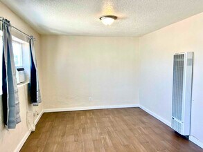 200 St Francis Rd NW in Albuquerque, NM - Building Photo - Building Photo