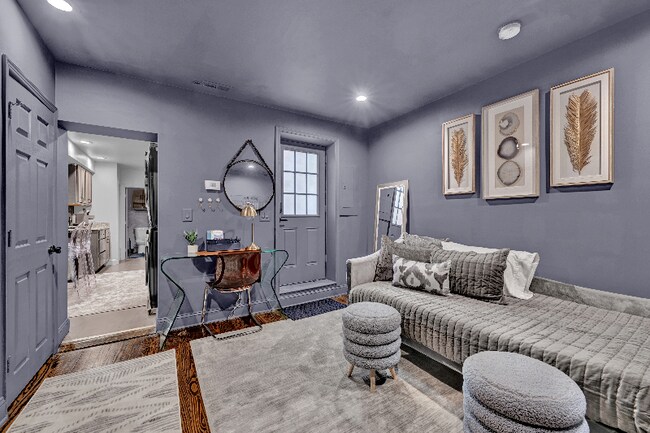 1709 Bank St-Unit -Apt 2 in Baltimore, MD - Building Photo - Building Photo