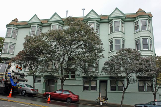 560 Scott St in San Francisco, CA - Building Photo - Building Photo