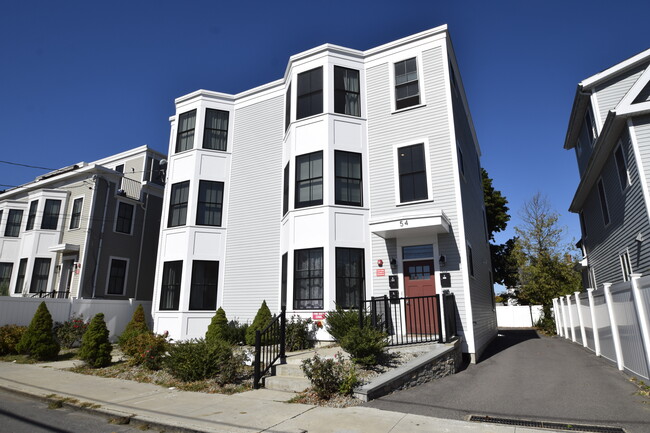 54 S Waverly St, Unit 1 in Boston, MA - Foto de edificio - Building Photo