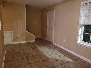 3110 Edenborn Ave in Metairie, LA - Building Photo - Building Photo