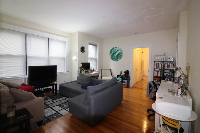 122 Babcock St