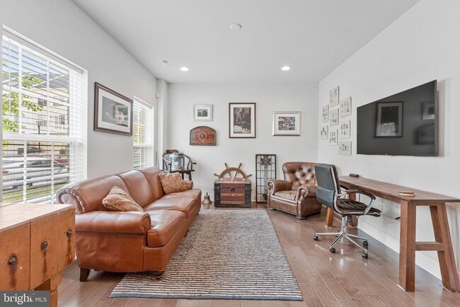 property at 14803 Retreat Blvd