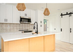 4103 SE Olsen St, Unit #7 in Milwaukie, OR - Building Photo - Building Photo