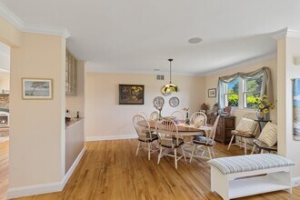28 Middle Rd in Southampton, NY - Building Photo - Building Photo