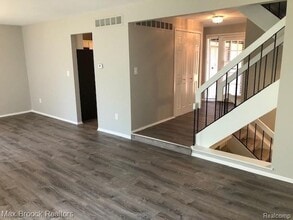 6365 Richard Run St in West Bloomfield Township, MI - Building Photo - Building Photo