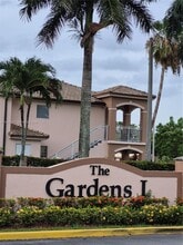 2701 SE 12th Pl in Homestead, FL - Foto de edificio - Building Photo