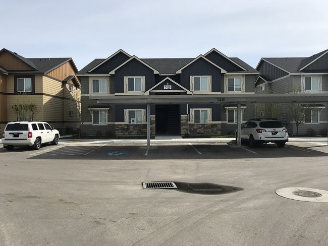 1430 N Fry Ln in Boise, ID - Building Photo - Other