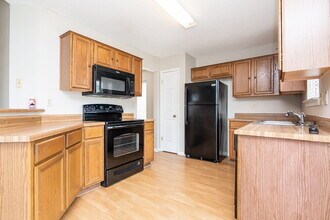 7117 Puddin Ln in Cordova, TN - Building Photo - Building Photo