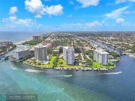 901 E Camino Real in Boca Raton, FL - Foto de edificio - Building Photo