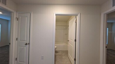 8661 Triumph Cir in Wildwood, FL - Building Photo - Building Photo