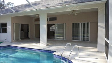 2063 Imperial Cir, Unit 2063 in Naples, FL - Building Photo - Building Photo