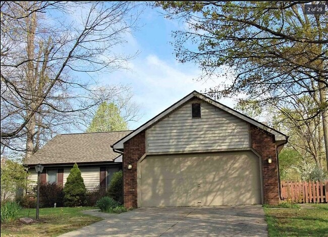 6007 Belle Isle Ln in Fort Wayne, IN - Building Photo - Building Photo